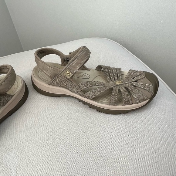 KEEN Women's Rose Strappy Sport Hiking Sandals Shoes Black Gray Size 8.5 - Picture 7 of 12